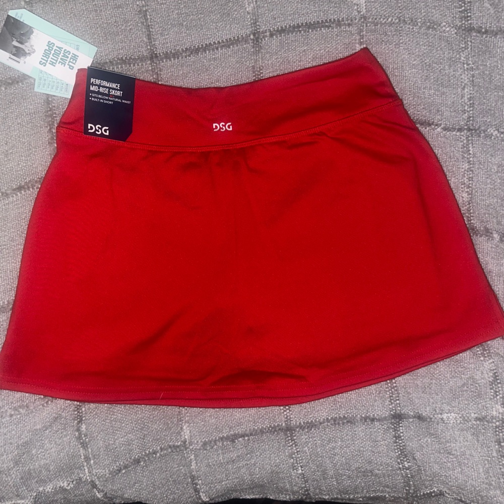 DSG Performance Mid Rise Golf/Tennis Skort - Picture 4 of 6